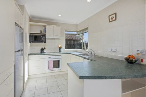 Photo of property in 88 Burswood Drive, Burswood, Auckland, 2013