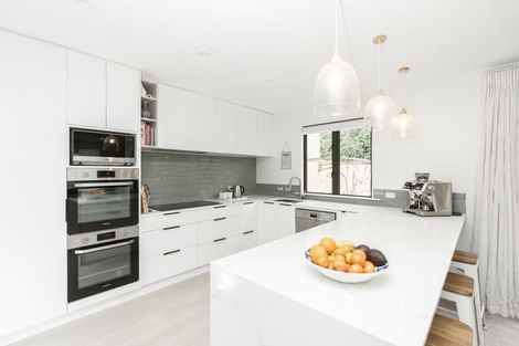 Photo of property in 2/104 Grantham Street, Hamilton Central, Hamilton, 3204