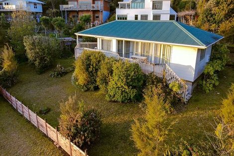 Photo of property in 52 Hinemoa Terrace, Tairua, 3508