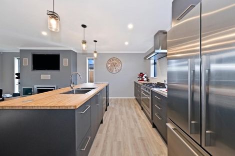 Photo of property in 98 Strauss Drive, Rolleston, 7614