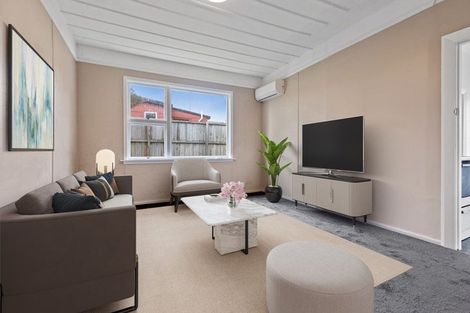 Photo of property in 51 Shackleton Street, New Brighton, Christchurch, 8061