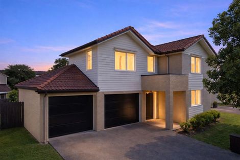 Photo of property in 38 Bruce Pulman Drive, Takanini, 2112