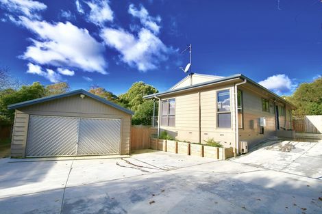 Photo of property in 11 Matipo Crescent, Pukete, Hamilton, 3200