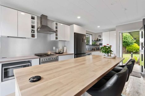 Photo of property in 4 Thackeray Place, Owhata, Rotorua, 3010