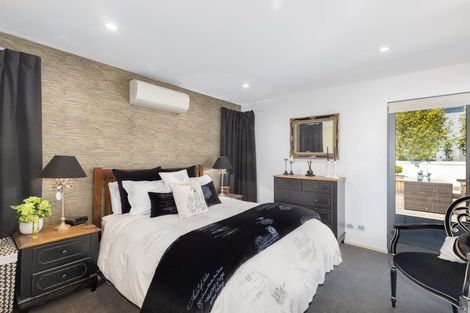 Photo of property in 26 Overdale Drive, Cashmere, Christchurch, 8022