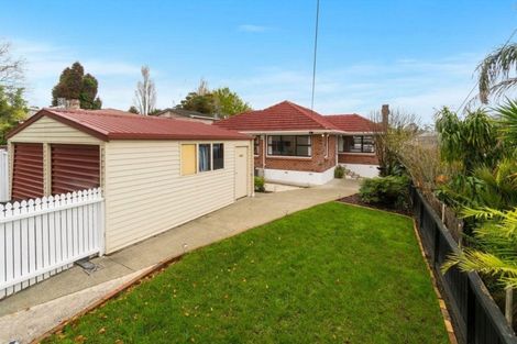 Photo of property in 18 Brandon Road, Glen Eden, Auckland, 0602