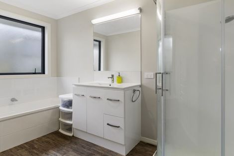 Photo of property in 126 Saint Andrews Drive, Bethlehem, Tauranga, 3110