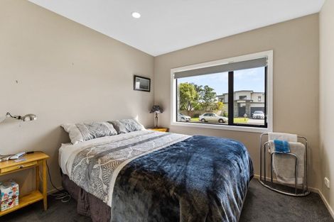 Photo of property in 8 Bowsprit Way, Whitby, Porirua, 5024