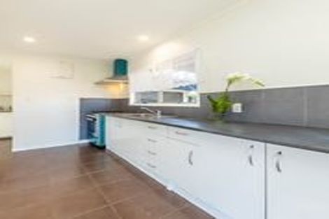Photo of property in 68 Chelburn Crescent, Mangere East, Auckland, 2024