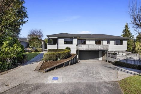 Photo of property in 7 Larsen Place, Merrilands, New Plymouth, 4312