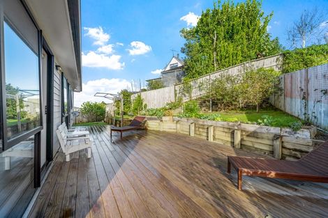 Photo of property in 9 Ariel Place, Snells Beach, 0920