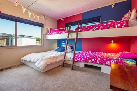 Photo of property in 5 Koputara Road, Himatangi Beach, Foxton, 4891