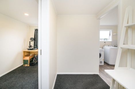 Photo of property in 53 Highbury Avenue, Highbury, Palmerston North, 4412