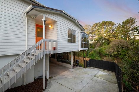 Photo of property in 3/23 Mahara Avenue, Birkenhead, Auckland, 0626