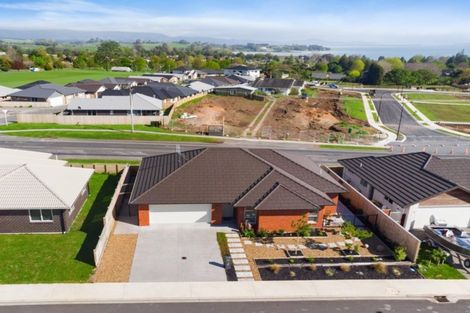 Photo of property in 89 Bert Wall Drive, Omokoroa, 3114