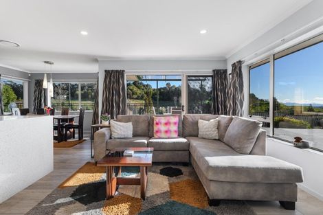 Photo of property in 19 Roger Guy Place, Welcome Bay, Tauranga, 3175