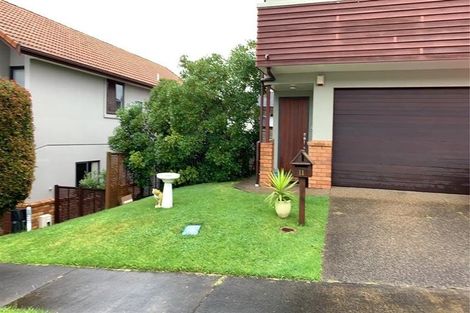 Photo of property in 11 Greenbough Lane, Greenhithe, Auckland, 0632