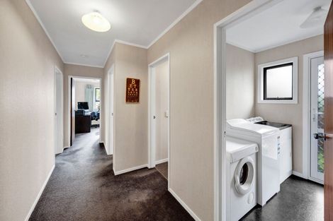 Photo of property in 65 Belt Road, New Plymouth, 4310