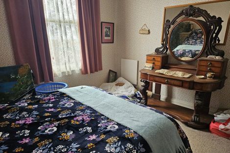 Photo of property in 12 Grant Street, Dannevirke, 4930