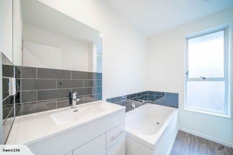 Photo of property in 114 Bridge Street, New Brighton, Christchurch, 8061