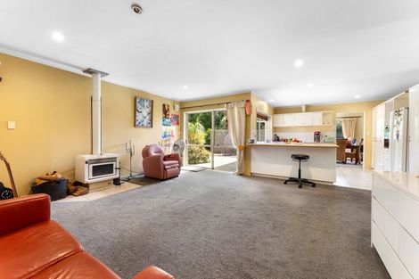 Photo of property in 4 Cloverfields Drive, Waimauku, 0812
