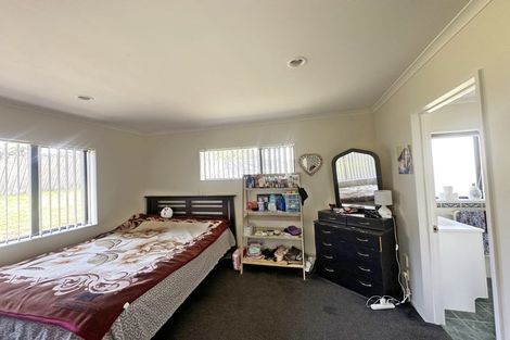 Photo of property in 9 Ali Place, Ranui, Auckland, 0612