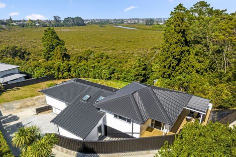 Photo of property in 120a Matipo Road, Te Atatu Peninsula, Auckland, 0610