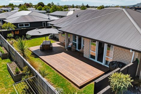 Photo of property in 22 Huka Heights Drive, Rangatira Park, Taupo, 3330
