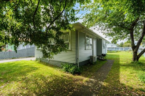 Photo of property in 20 Tamakui Grove, Turangi, 3334