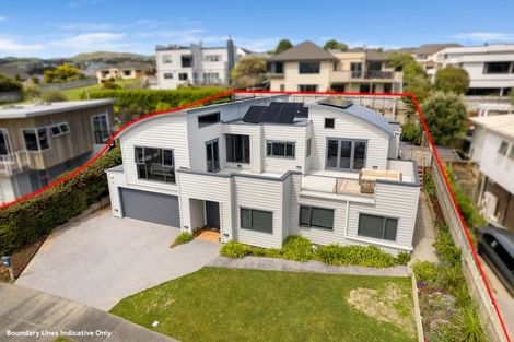 Photo of property in 8 Bowsprit Way, Whitby, Porirua, 5024