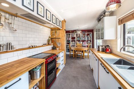 Photo of property in 79 Watt Street, Featherston, 5710