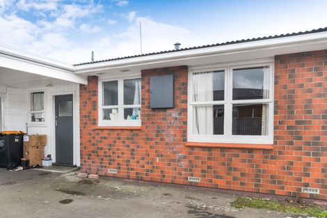 Photo of property in 2/630 Main Street, Palmerston North, 4414