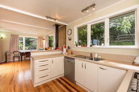 Photo of property in 44 Acheron Road, Paremata, Porirua, 5026