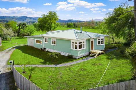 Photo of property in 8 Old Kaipara Road, Kaipara Flats, Warkworth, 0981