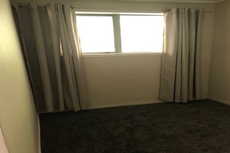Photo of property in 4/2b Queensway, Three Kings, Auckland, 1024
