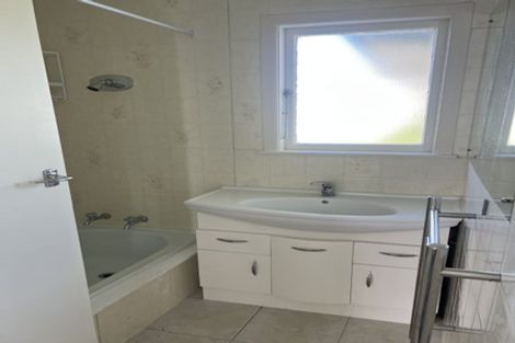 Photo of property in 73 Middle Road, Havelock North, 4130