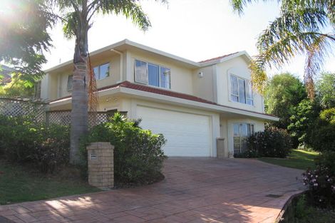 Photo of property in 15 Godwin Court, Unsworth Heights, Auckland, 0632