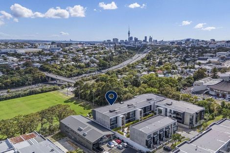 Photo of property in 602/8 Kingsland Terrace, Kingsland, Auckland, 1021