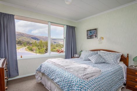 Photo of property in 1 Edinburgh Street, Roxburgh, 9500