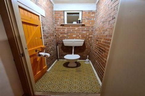 Photo of property in 38 Avenue Road, West End, Timaru, 7910