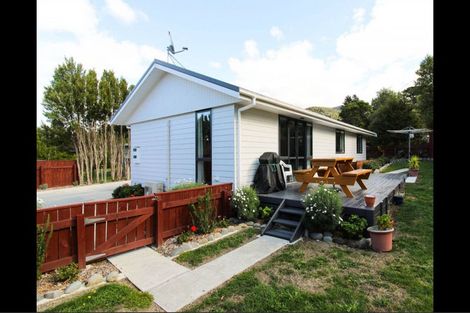 Photo of property in 20a Renall Street, Featherston, 5710