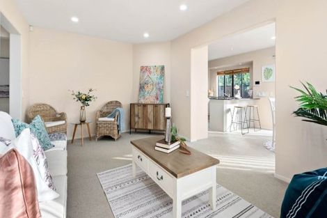 Photo of property in 3 Dunoon Close, Flat Bush, Auckland, 2016