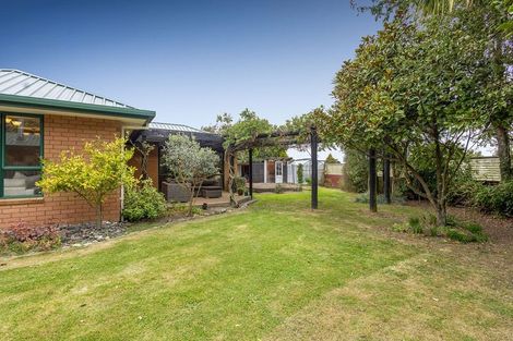 Photo of property in 17 Devon Crescent, Darfield, 7510