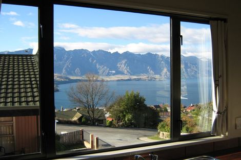 Photo of property in 7 Lochy Road, Fernhill, Queenstown, 9300