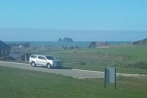 Photo of property in 49 Discovery Drive, Wharekaho, Whitianga, 3510