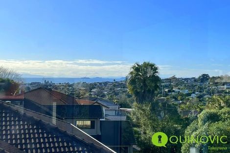 Photo of property in 28 Mulgan Way, Browns Bay, Auckland, 0630