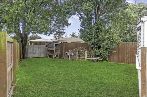 Photo of property in 34 Brentford Place, Manurewa, Auckland, 2102