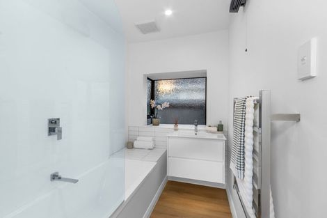 Photo of property in 1/11 Kenwyn Avenue, St Albans, Christchurch, 8052