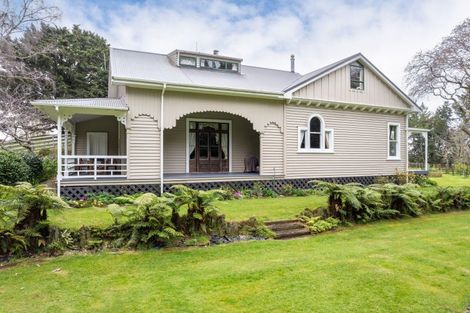 Photo of property in 1 Kahikatea Street, Inglewood, 4330