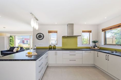 Photo of property in 4 Pipiri Street, Pegasus, 7612